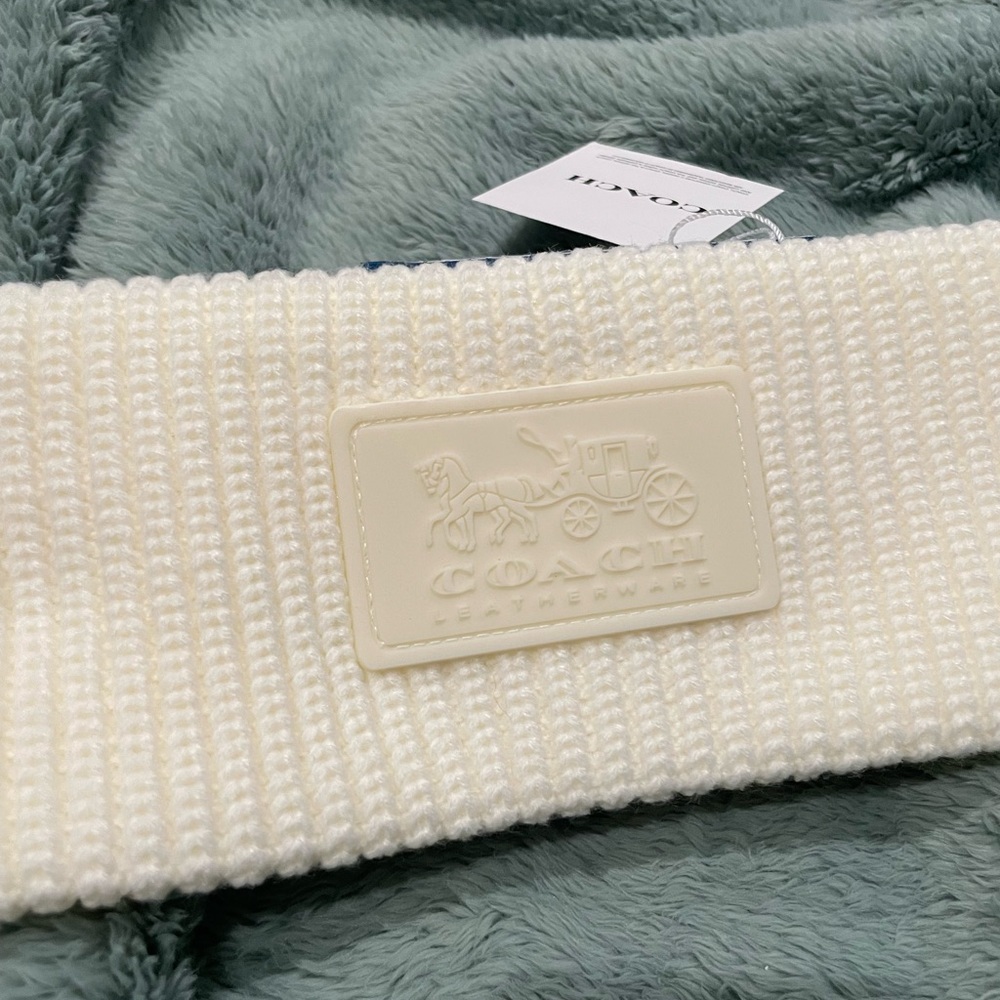 SOLD**Coach cable knit winter headband